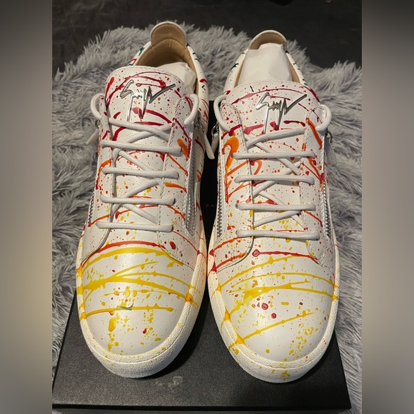 Brand new never wore the 70s Giuseppes men nice fit - Picture 2 of 5